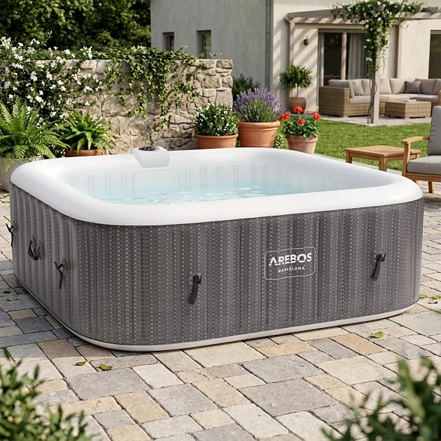 Spa carré Arebos BARCELONA de 185 sur 185 centimètres, avec une couverture isotherme et un tapis de sol